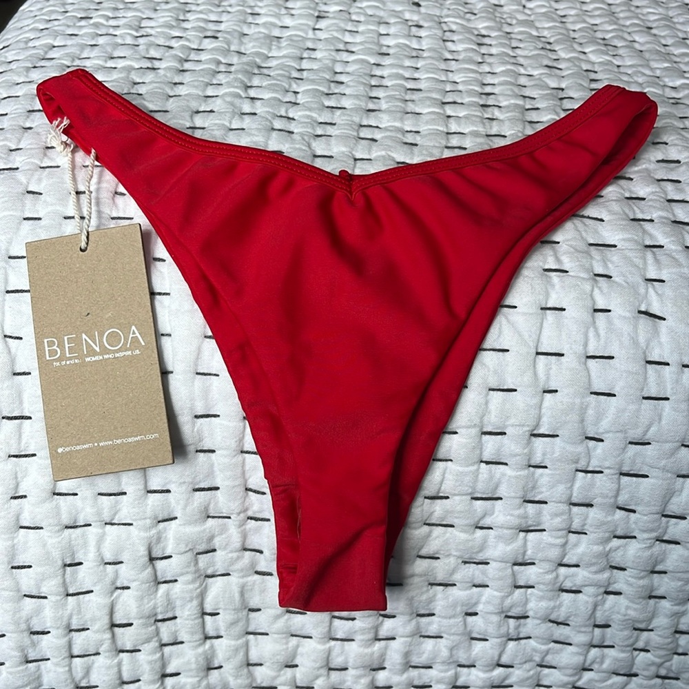 NWT BENOA SWIM - Johnny bottom